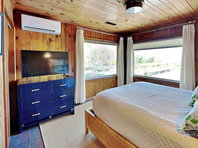 Bedroom 3, Sea Strapped by Topsail Realty, Pender