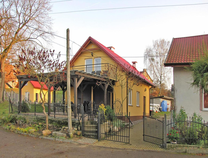Primary image
