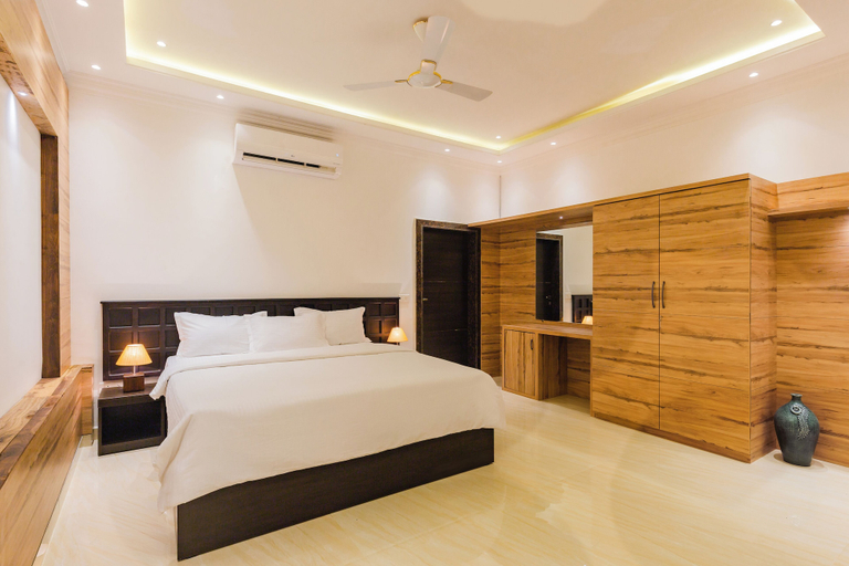 Bedroom 2, House of Celebrations, North Goa