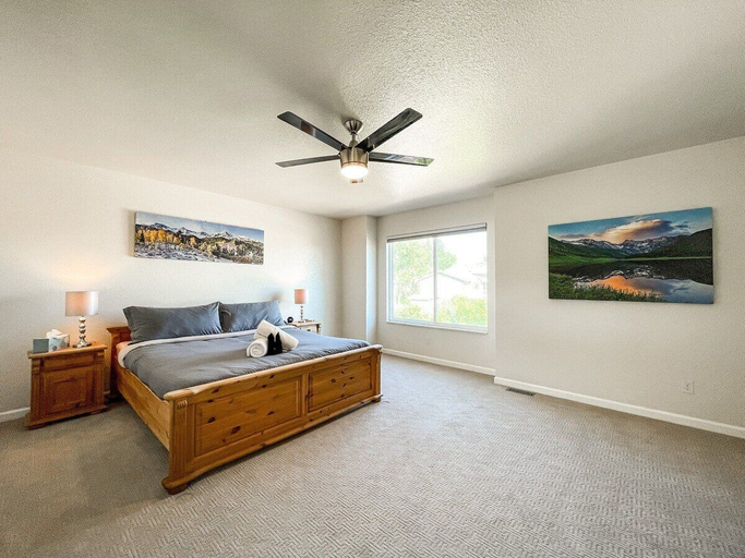 Interior 4, 1040 Pond Side, El Paso