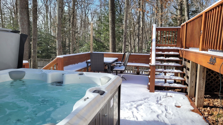 Sport & Beauty, The Hideaway House, Garrett