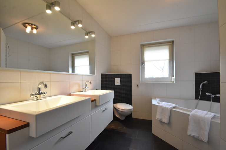 Bathroom 4, Family Home in Zeewolde by Forest Trails, Zeewolde