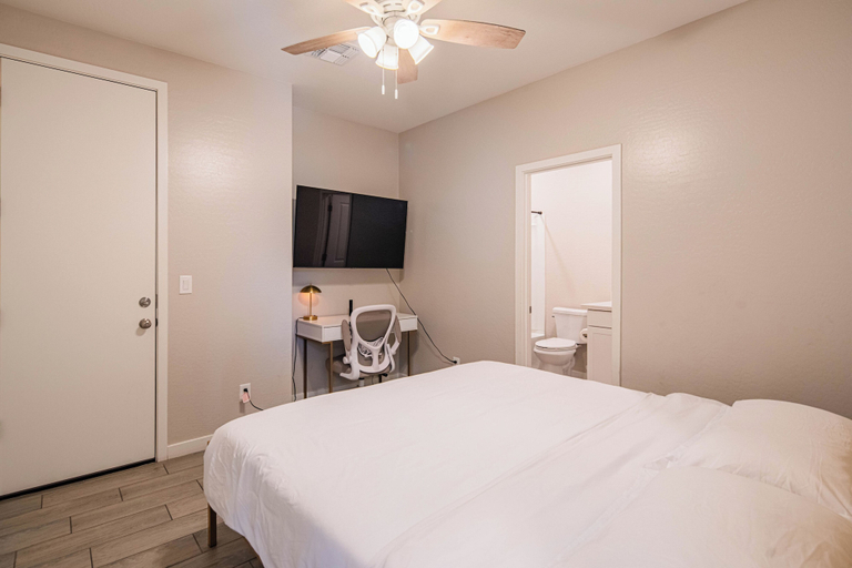 Room 1, The One 316, Maricopa