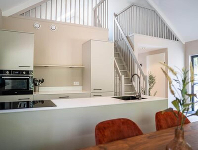Private kitchen 4, Ecovilla With Forest View for 6 Person, Oirschot