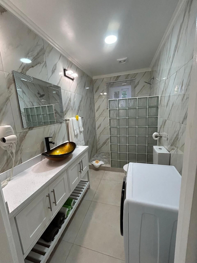 Bathroom 4, Agape Suites