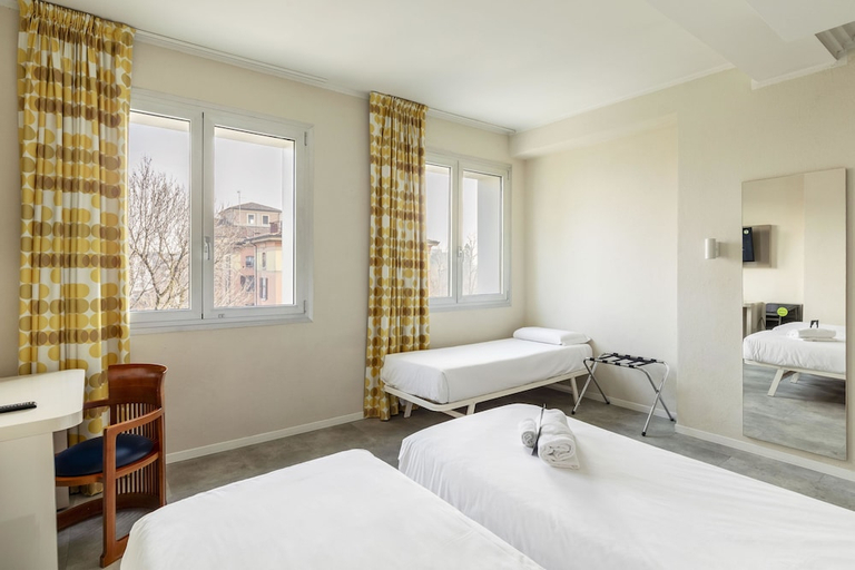 Bedroom 2, B&B Hotel Modena, Modena