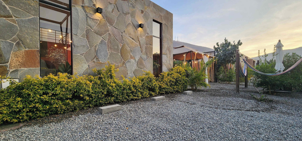 Room 2, w Relaxing 3BR Country House w Pool BBQ Area, Ica
