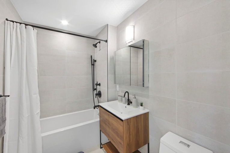 Room 4, 149bk-601 New PH 2br-2bath With a Private Terrace, New York