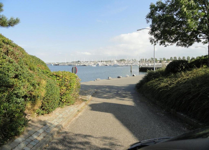 Others 5, Apartment in Kamperland With Marina Views, Noord-Beveland