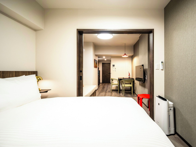 Room 4, Section L Akihabara, Taitō