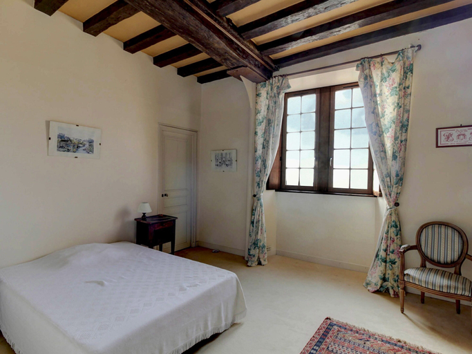 Room 3, Mansion in Burgundy Near Morvan Natural Park, Nièvre
