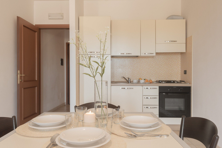 Private kitchen 5, Residence Le Fontane, Cagliari