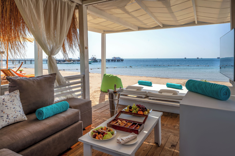 Beach 4, Rixos Premium Magawish Bay View, Al-Ghurdaqah