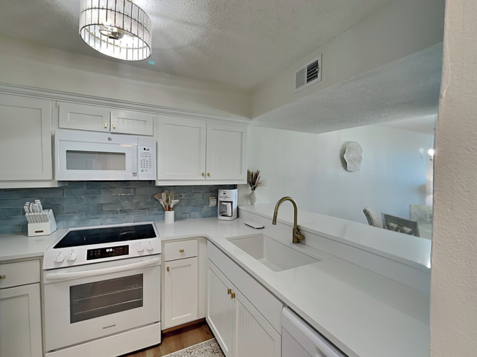 Property amenity 5, Dunes of Panama #c503, Bay