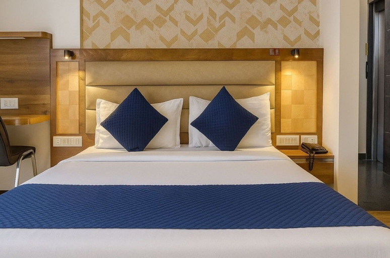 Bedroom 2, Hotel Rize Inn, Bangalore