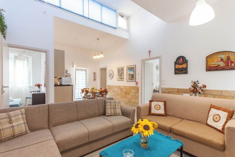 Living area 2, Alcamo Pool House, Trapani