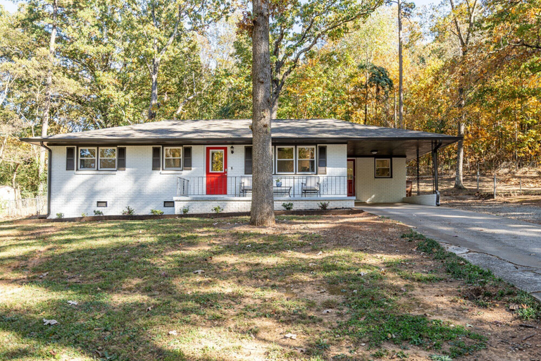 Interior 4, 6 Oriole Drive Cartersville, Bartow