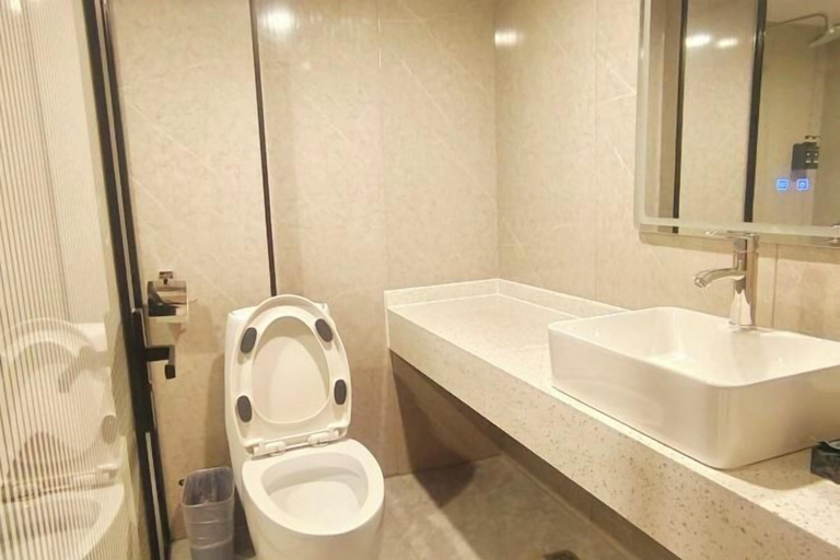 Bathroom 3, Zhongjing Hotel, Fangchenggang