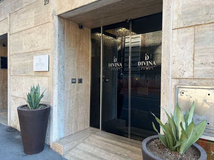 Exterior & Views 2, Divina Luxury Hotel, Rome