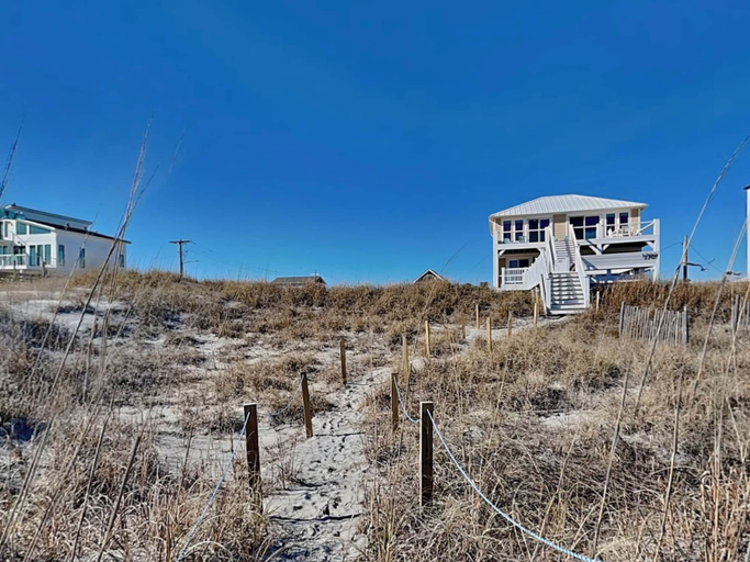 Exterior & Views 2, Turtle Paradise by Topsail Realty, Pender