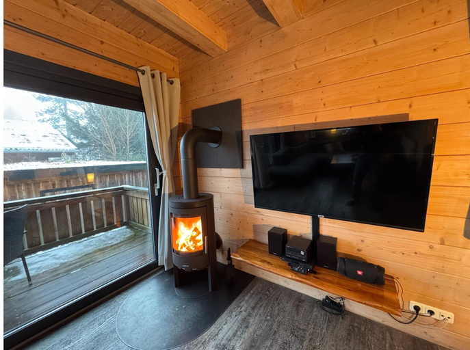 Living room, Blockhutte im Harz mit Sauna und Kamin, Goslar