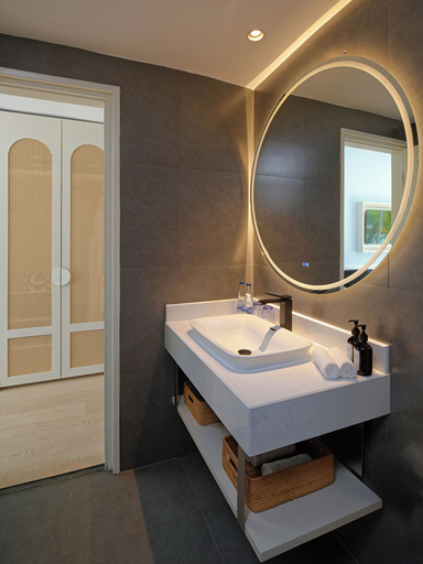 Bathroom 5, Eri Maldives, Kaafu Atoll