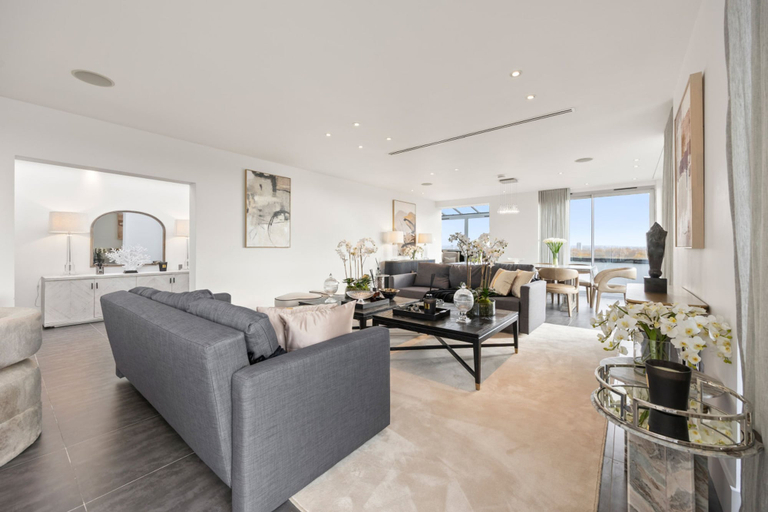 Room 5, Luxury Penthouse in Chelsea, London