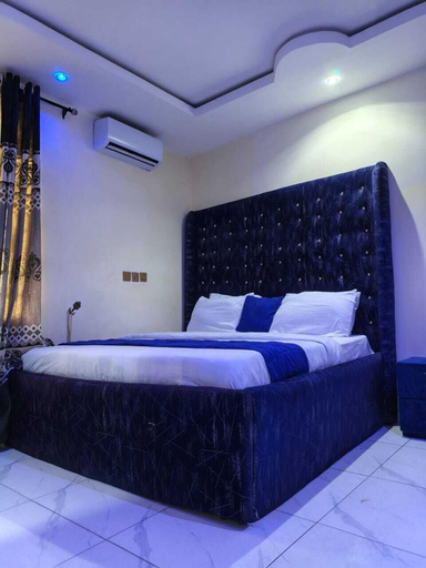 Room 4, Esthercy Hotels Ltd Lagos, Ikeja