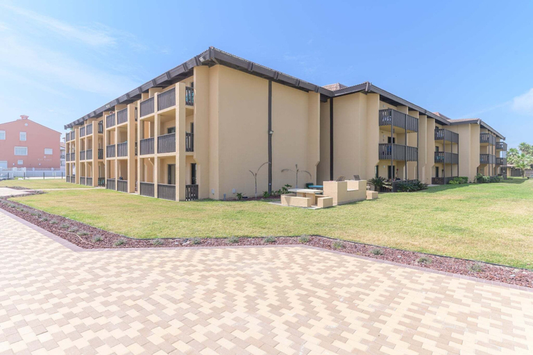 Exterior 5, Tiki 252 - Standard 1br Condo W/ Balcony Sleeps 4 1 Bedroom Condo, Cameron