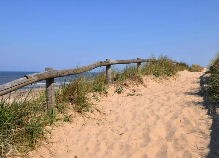 Others 5, Holiday Home in Egmond near the Beach, Bergen
