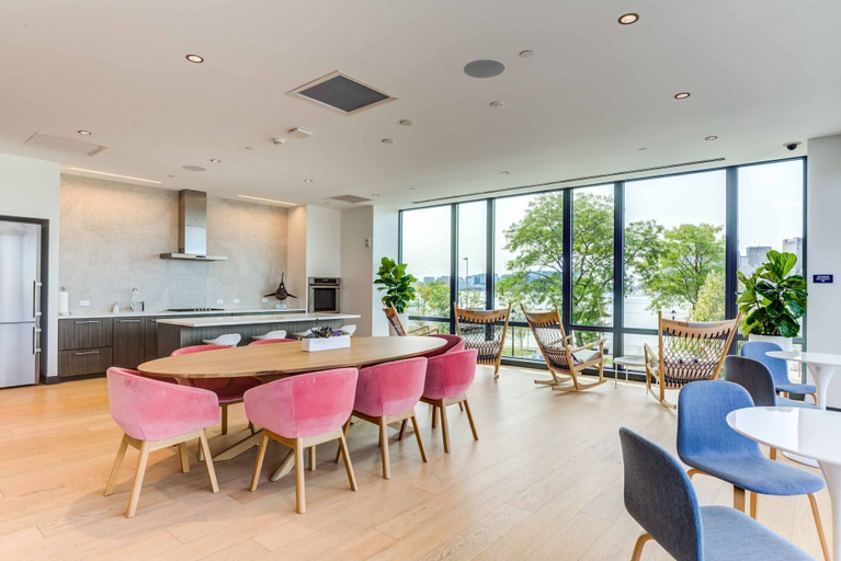 Food & Drinks, Luxury Apartments by Hyatus Downtown Boston, Boston