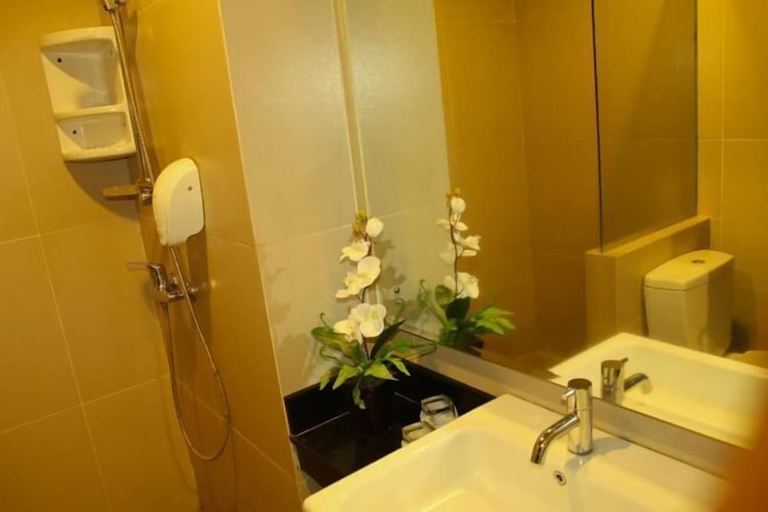bathroom 5