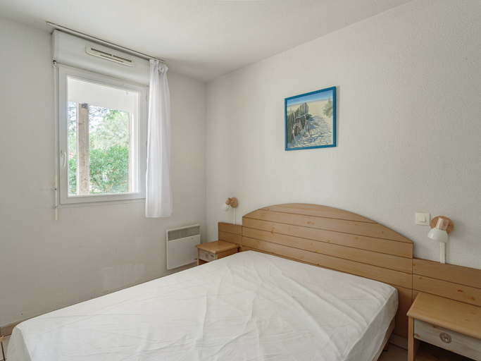 Room 5, Sun-drenched Coastal Garden Retreat, Landes