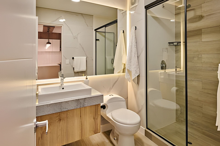 Bathroom 4, Artline Barranco, Lima