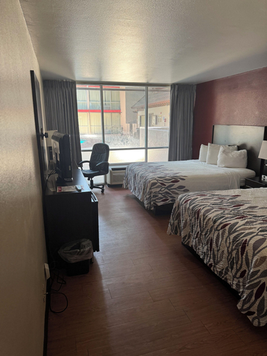 Room 4, Lubbock Regency Inn, Lubbock