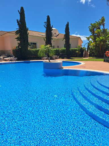 Others 4, Vilamoura Pool Beach Apart, Loulé