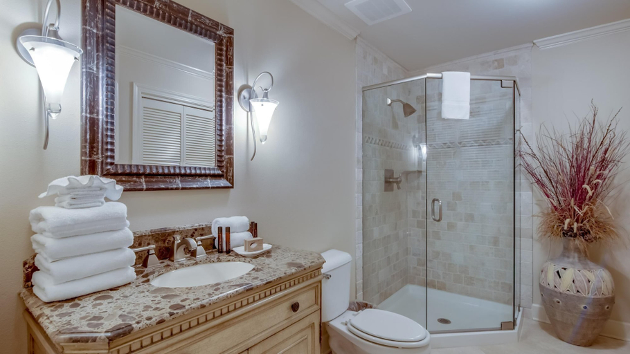 Bathroom 4, Phoenix West by Southern Vacation Rentals, Baldwin