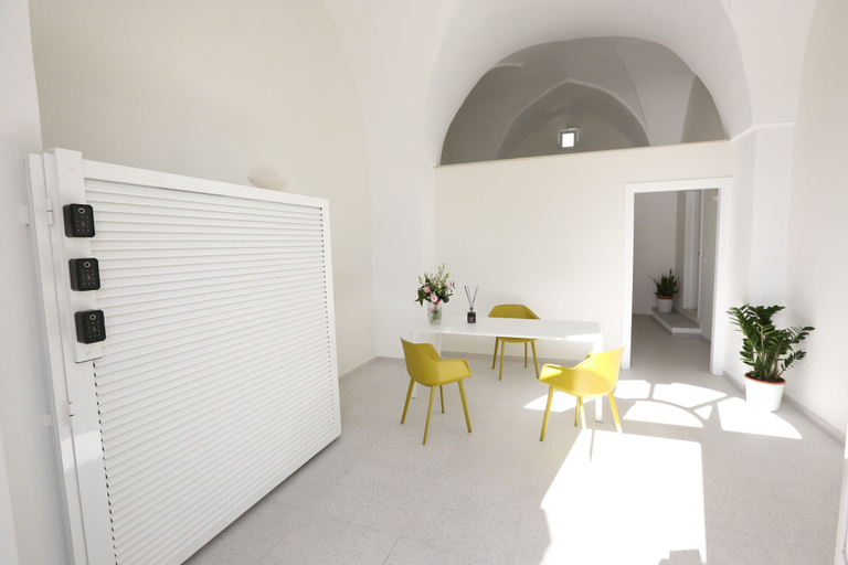 Others 5, LE DUE DIMORE, Lecce