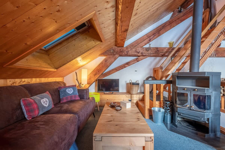 Room 4, La Chapelle Chalet Ski-in out, Haute-Savoie