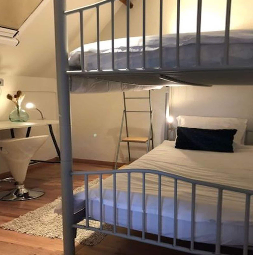 Bedroom 2, Apartment in Maldegem With Scenic Terrace, Oost-Vlaanderen