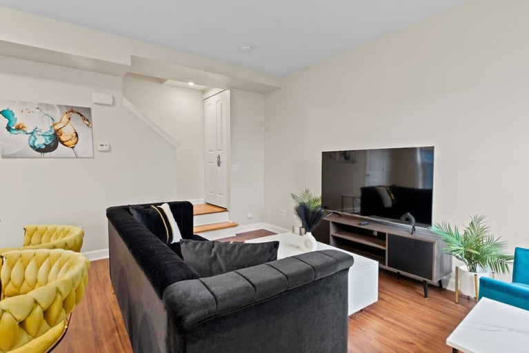 Interior 4, Your Cozy One Bedroom Midtown, Wayne