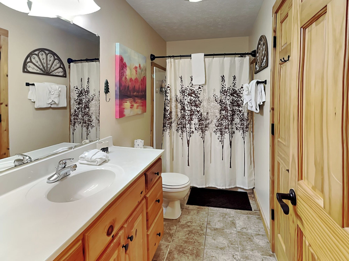 Bathroom 4, Smoky Bear Hideaway by Jackson Mountain Rentals, Sevier