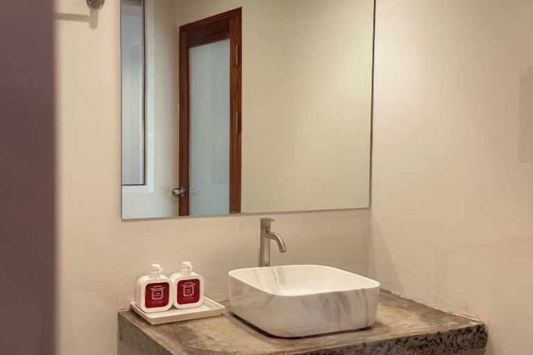 Bathroom 4, Baan Daeng Resort, Muang Mae Hong Son