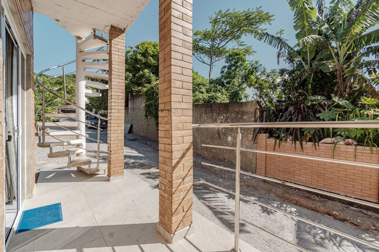 Room 2, Apto Perto da Praia Com Piscina e Churrasqueira, Penha