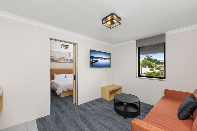 Others 5, Spring Hill Inn, Fortitude Valley