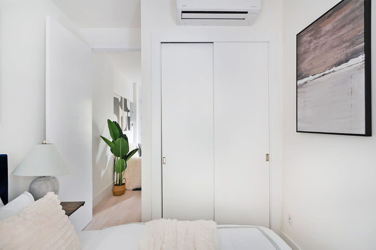 Room 3, 48-1fe Brand New 1BR Prime Hell s Kitchen WD in Unit, New York