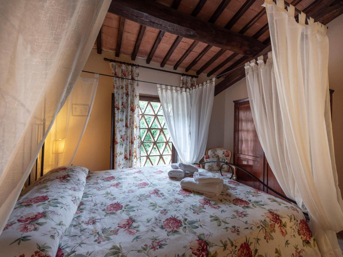 Bedroom 3, Apartment in Chianti With Pool ID 450, Siena
