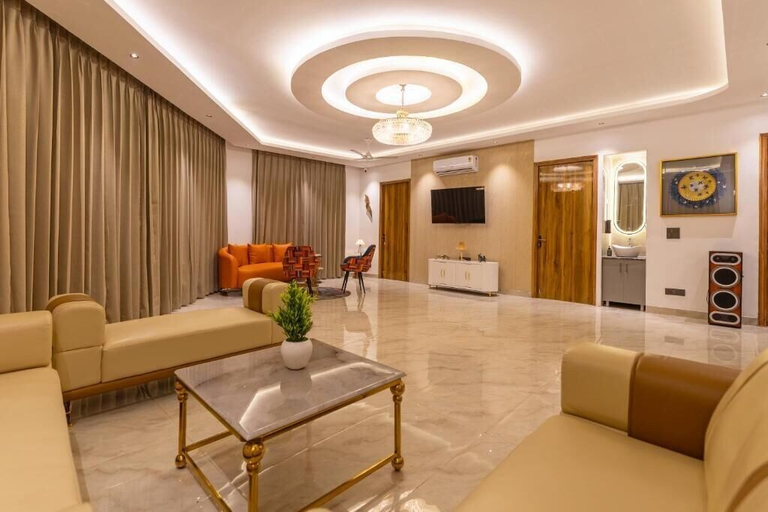 Living area 4, Elivaas Vedaaz 4 BHK Farmhouse With pool, Gautam Buddha Nagar