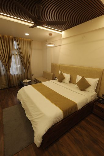 Bedroom 5, Hotel Amar Palace, Bhilwara