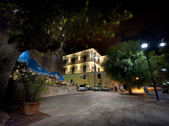 Exterior & Views 3, Appartamento a Vietri sul Mare ID 3050, Salerno